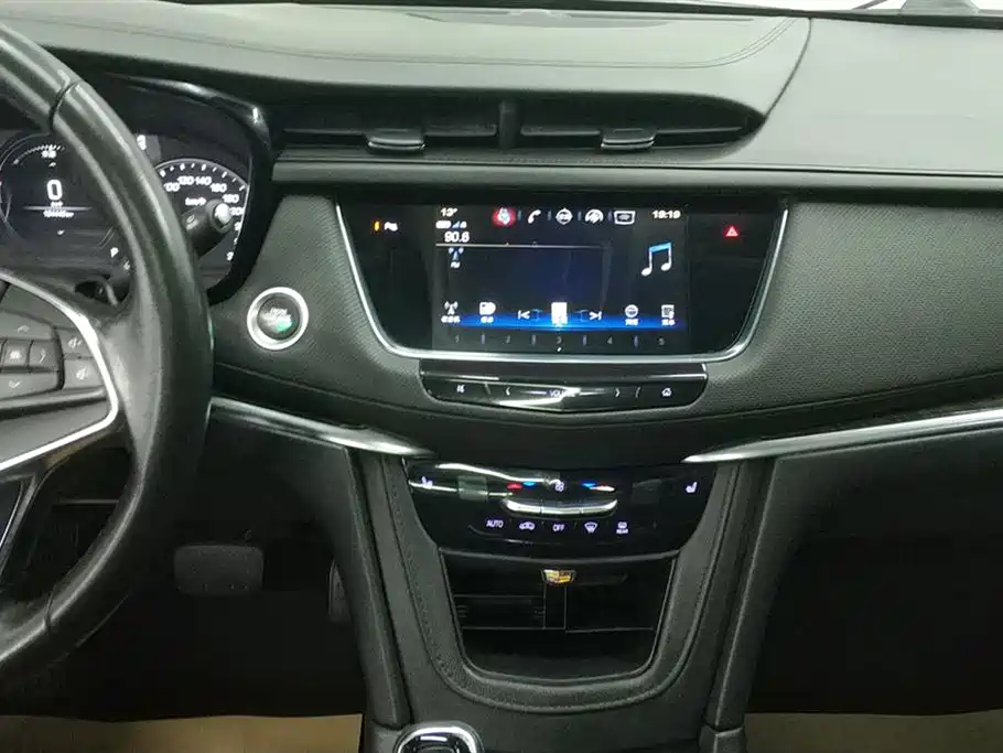 Cadillac XT5 2018 25T Luxury фото 13