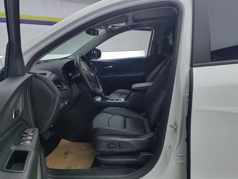 Chevrolet Equinox 2022 535T Galloping Edition фото 9