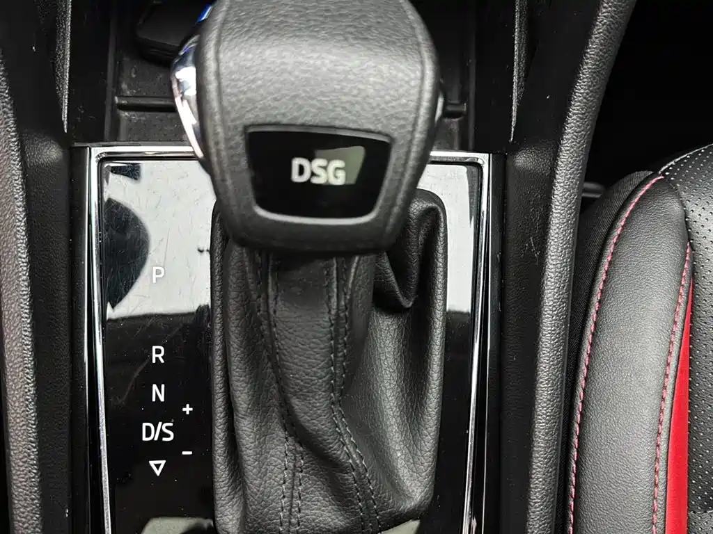 Škoda Karoq 2022 TSI280 Premium фото 13