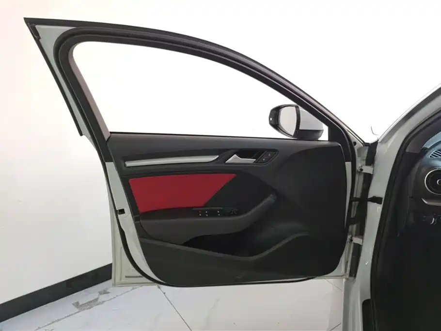Audi A3 2019 Sportback 35 TFSI Progressive China VI фото 7
