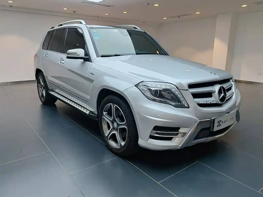 Mercedes-Benz GLK-Class 2015 GLK 300 4MATIC Fashion Ultimate Edition фото 2