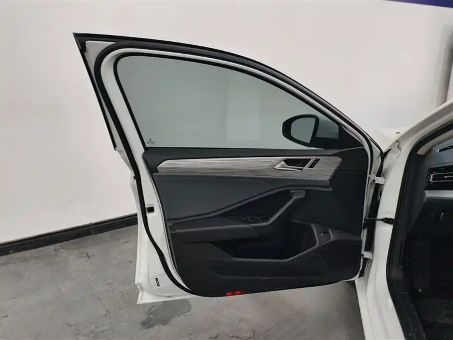 Volkswagen Sagitar 2023 280TSI DSG Beyond Lite фото 7