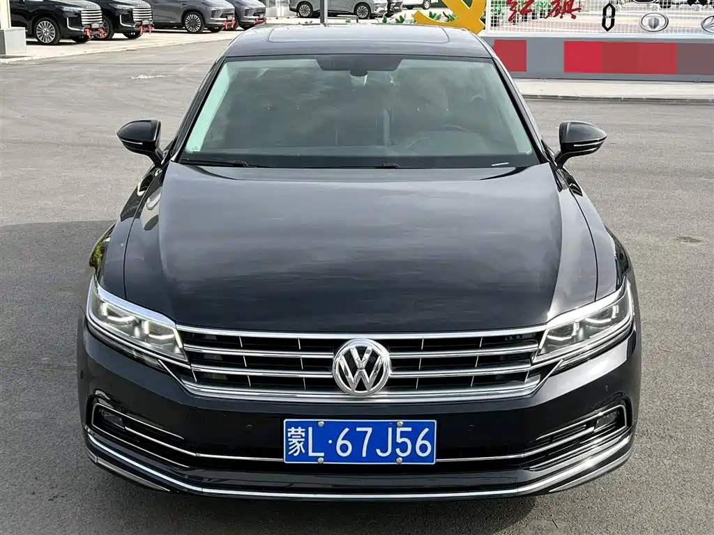 Volkswagen Phideon 2018 Facelift 380TSI FWD Business фото 2