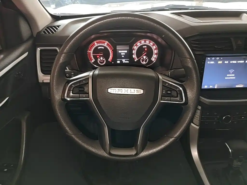 Фото 11 - Maxus Maxus T70