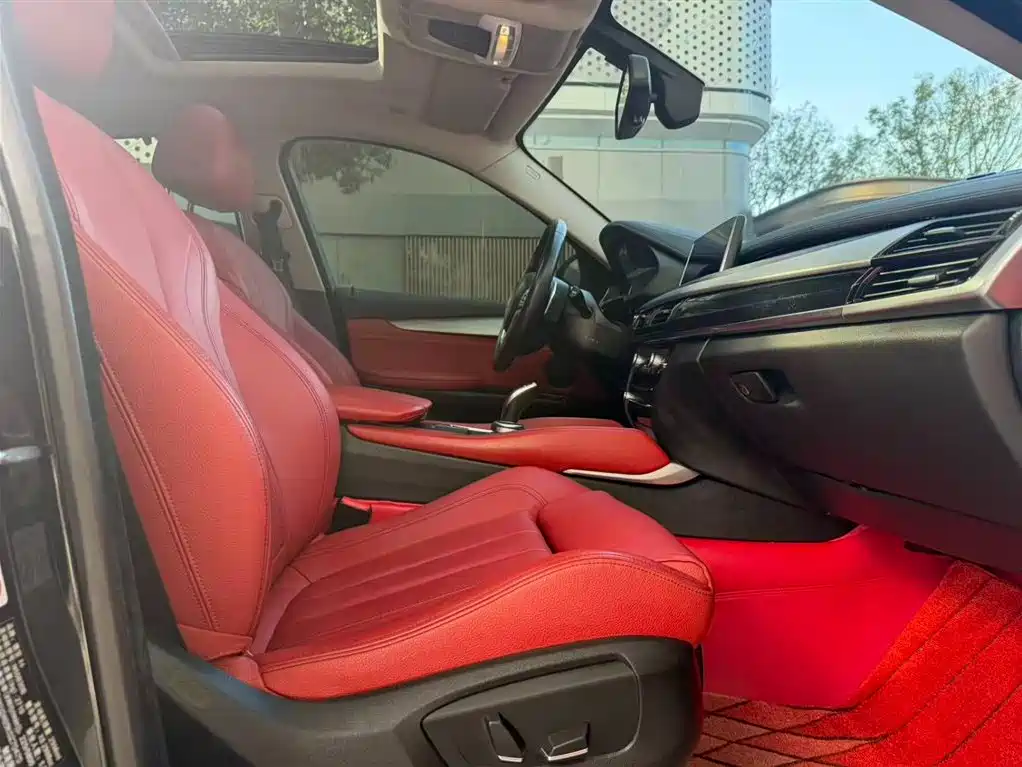 BMW X6 фото 2