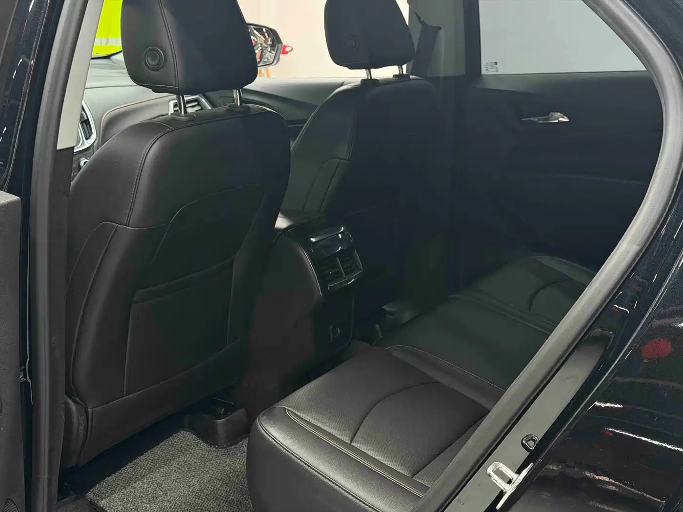 Chevrolet Equinox 2018 RS 550T Automatic 4WD Guardian Edition фото 11