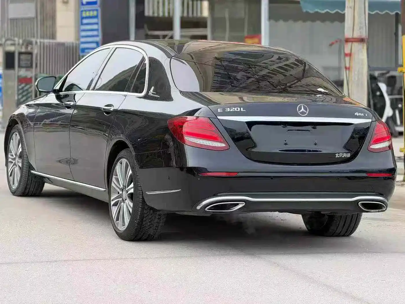 Mercedes-Benz E-Class 2017 Model E 320 L 4MATIC фото 9