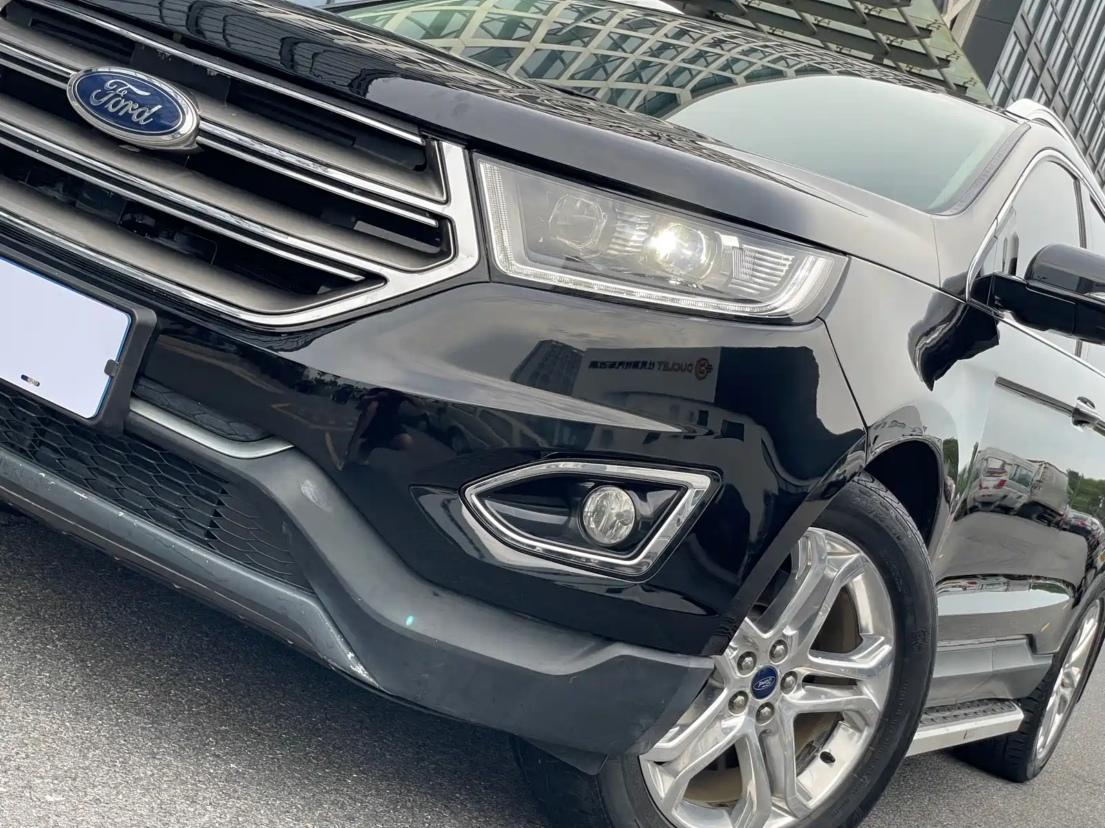 Фото 4 - Ford Edge