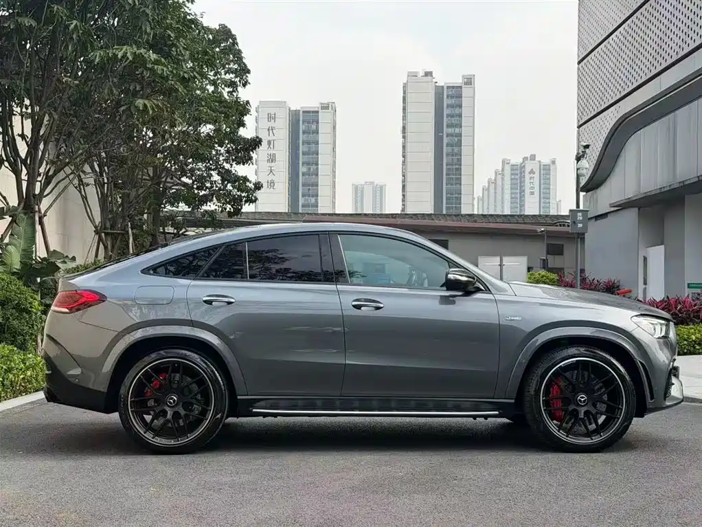 Mercedes-Benz GLE Coupe AMG 2022 AMG GLE 53 4MATIC+ Coupe SUV фото 3