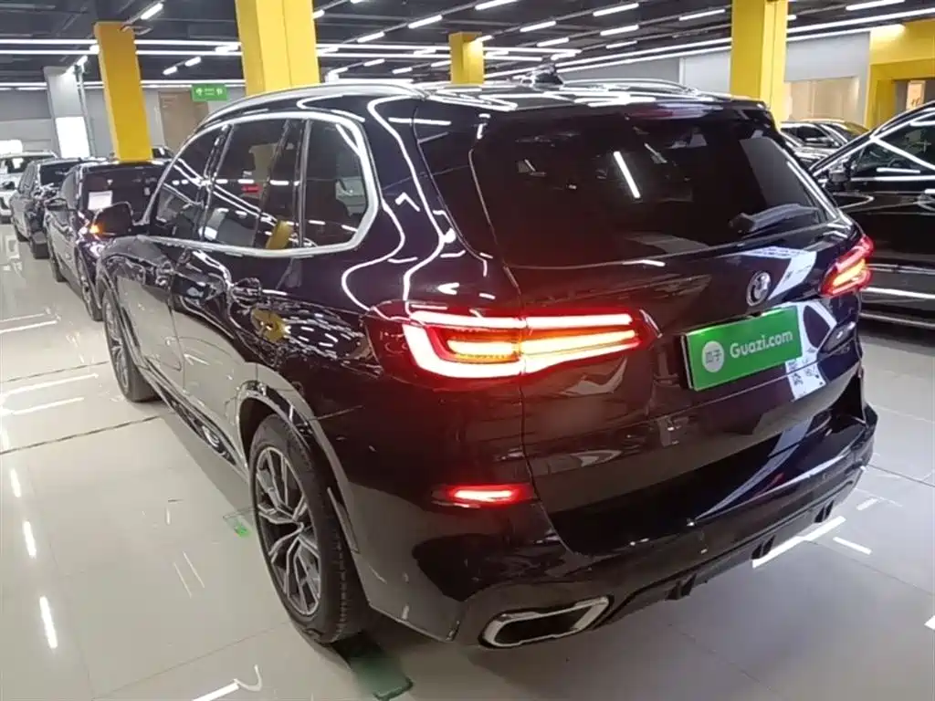 BMW X5 (Import) 2019 xDrive40i M Sport Package фото 5