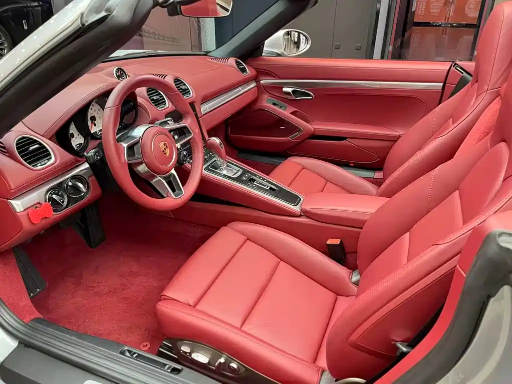 Porsche 718 2025 2022 Boxster 2.0T