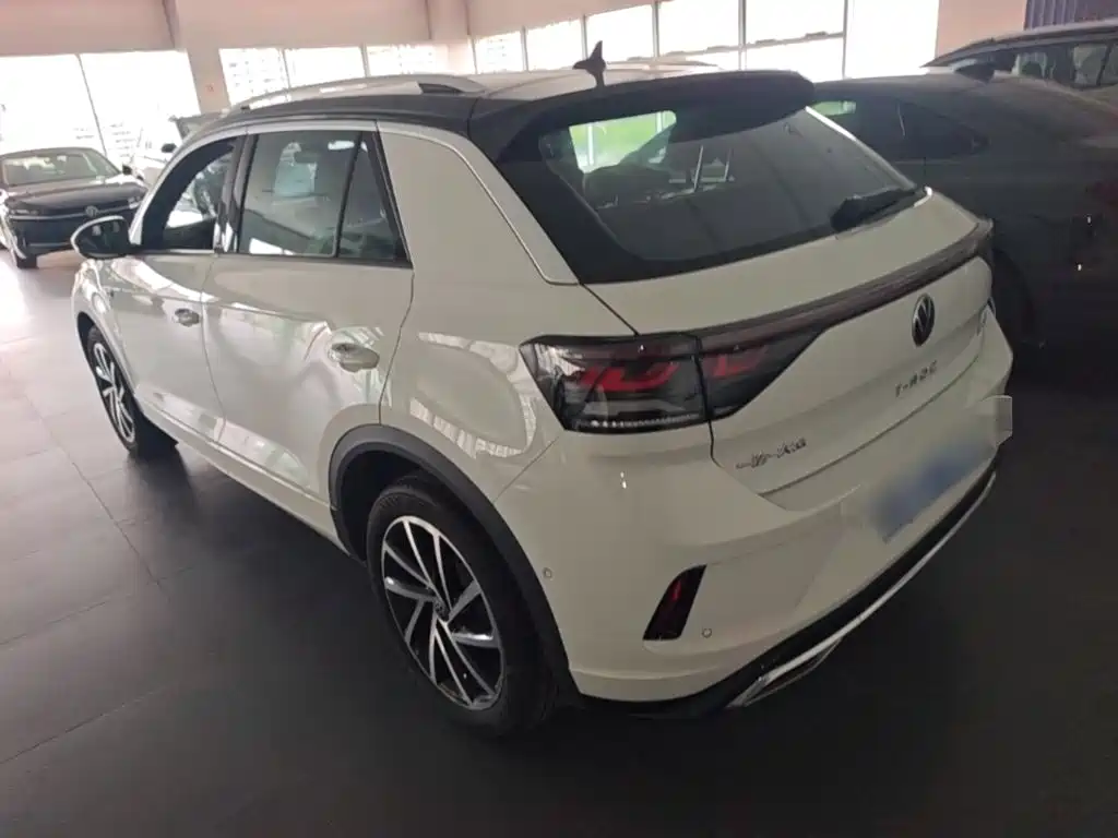 Фото 5 - Volkswagen T-ROC