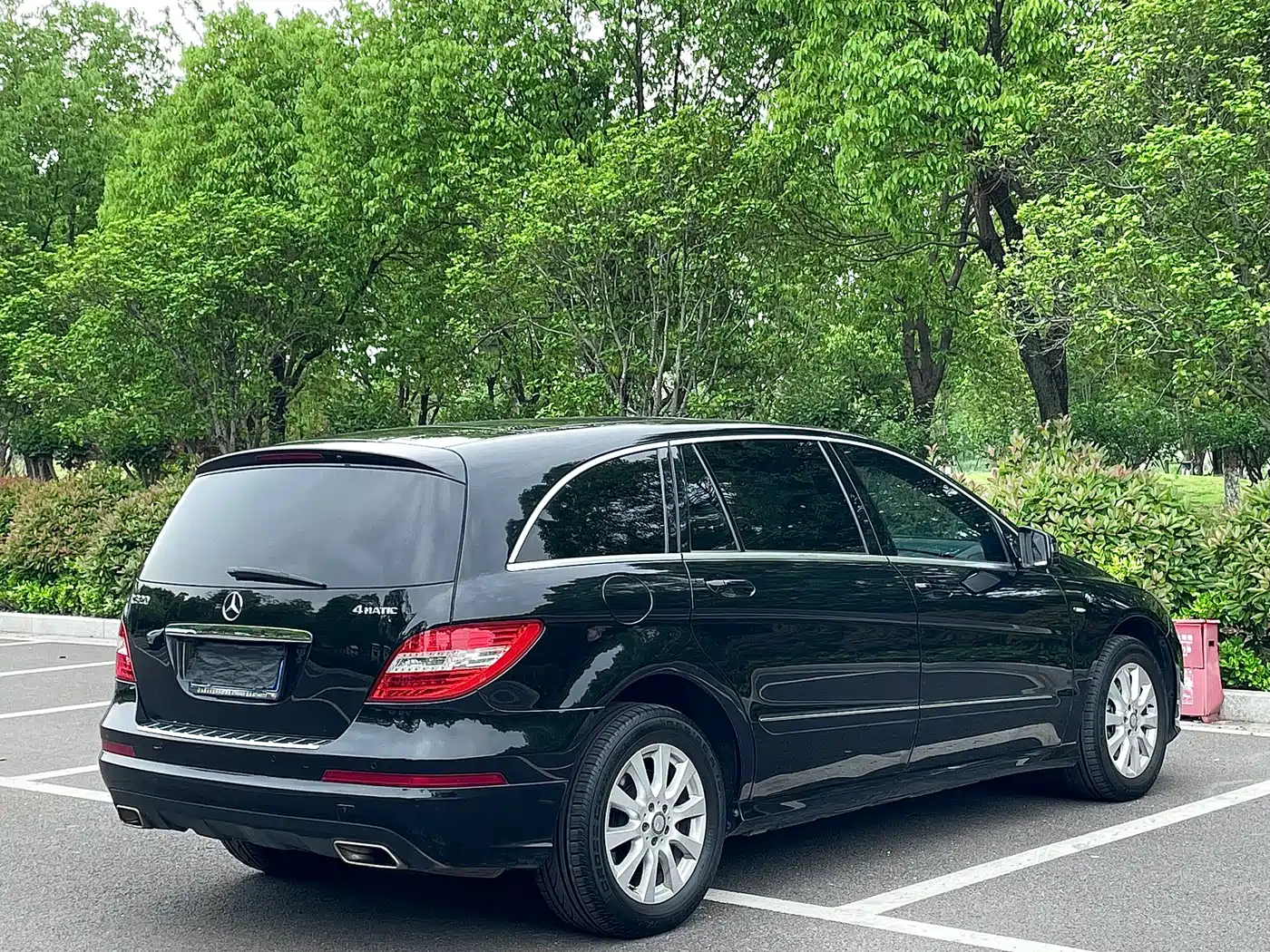 Mercedes-Benz R-Class 2017 R 320 4MATIC Business Collector's Edition фото 17