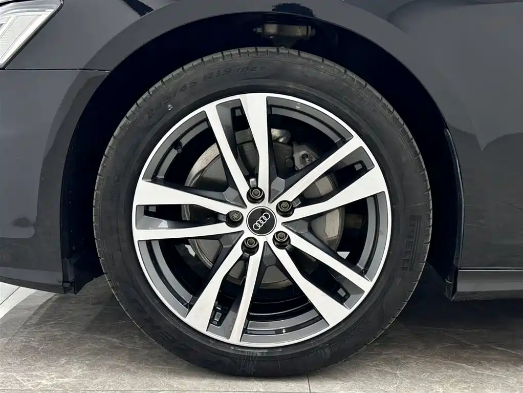 Audi A6L 2024 40 TFSI Luxury Dynamic фото 19