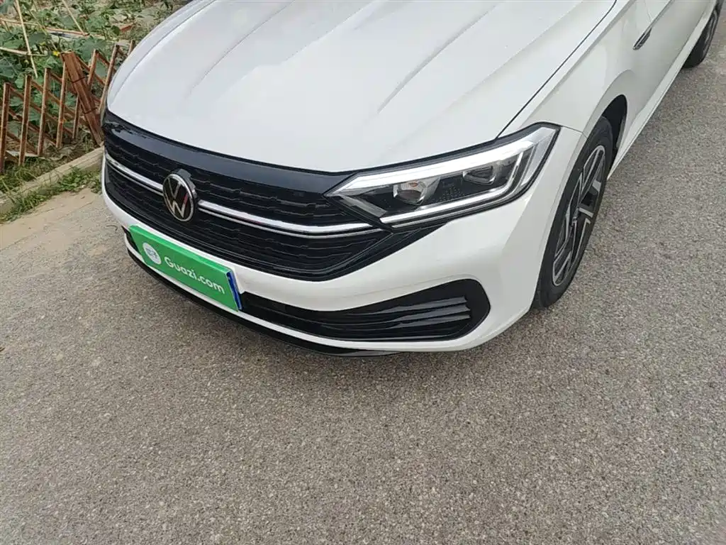 Volkswagen Sagitar 2023 300TSI DSG Surpassing Edition фото 24