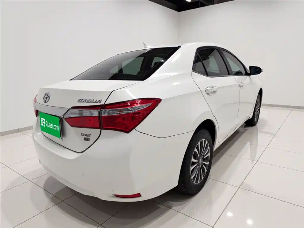 Toyota Corolla 2018 1.2T S-CVT GL Smart Edition фото 18