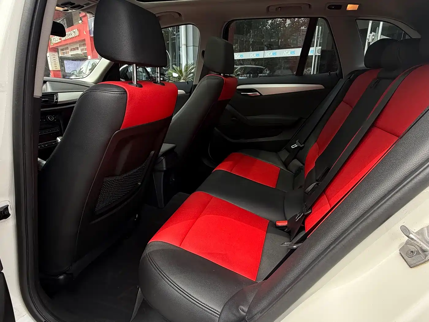 BMW X1 2014 sDrive18i Leading Edition фото 13