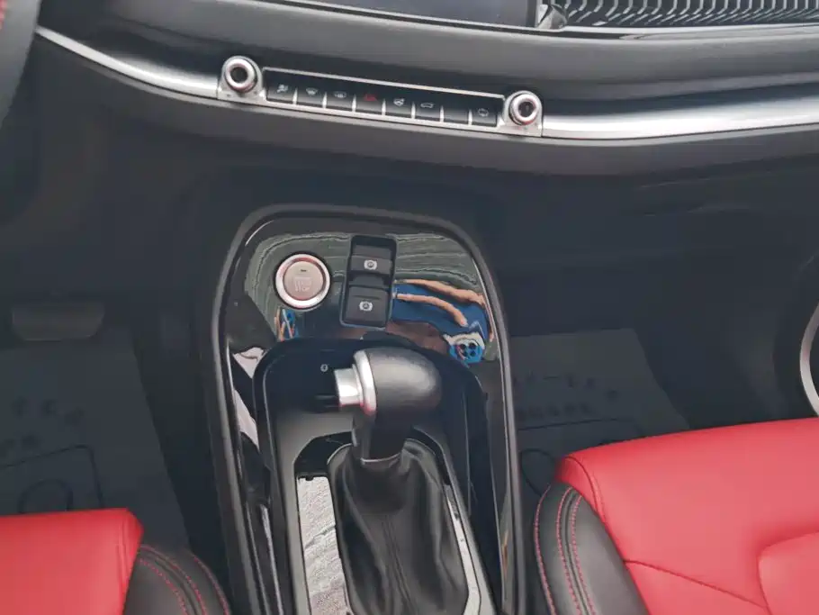 Haval H2s 2018 2018 Red Label 1.5T DCT Elite Model