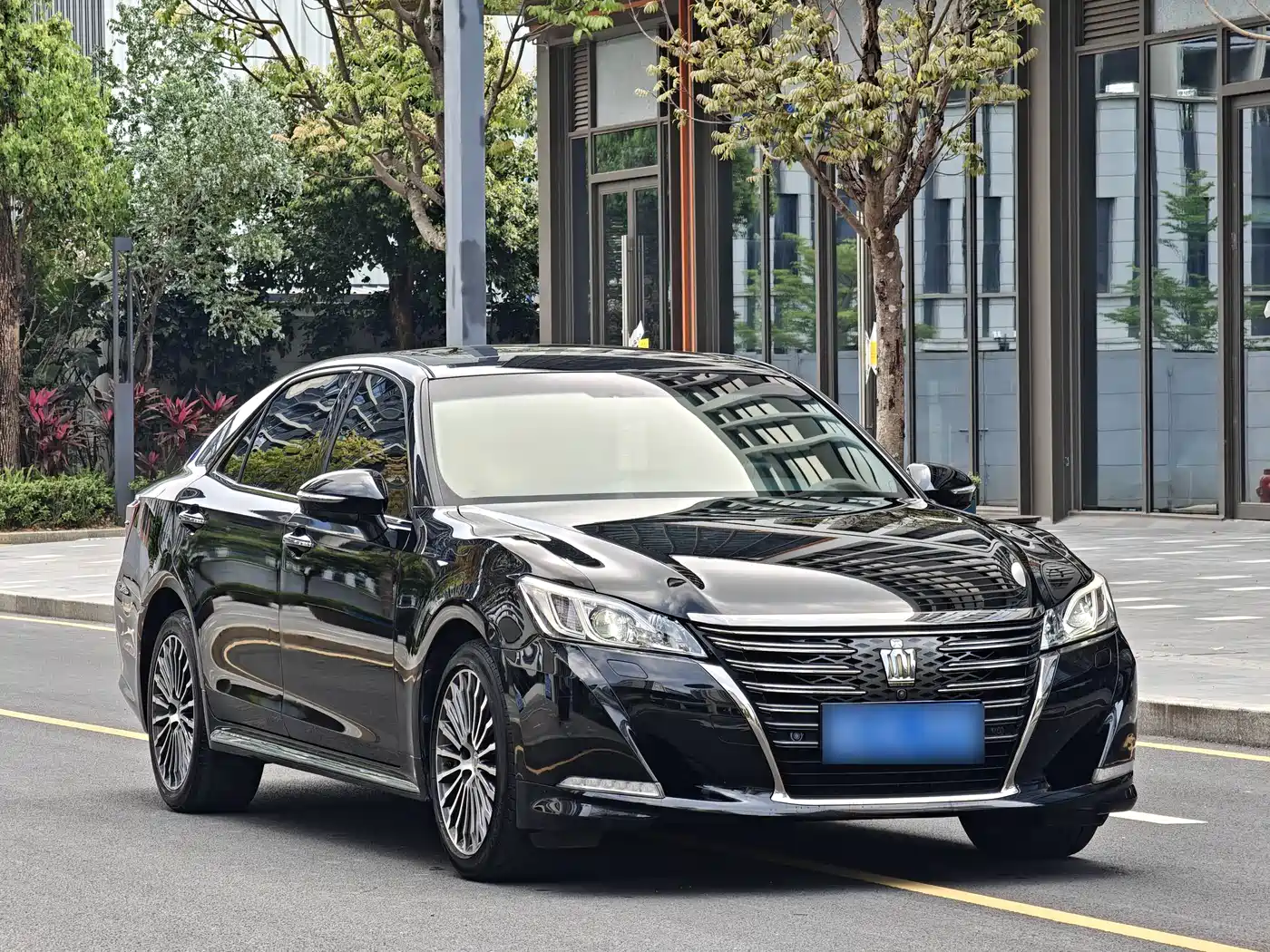 Toyota Crown 2018 2.0T Sport Edition фото 2