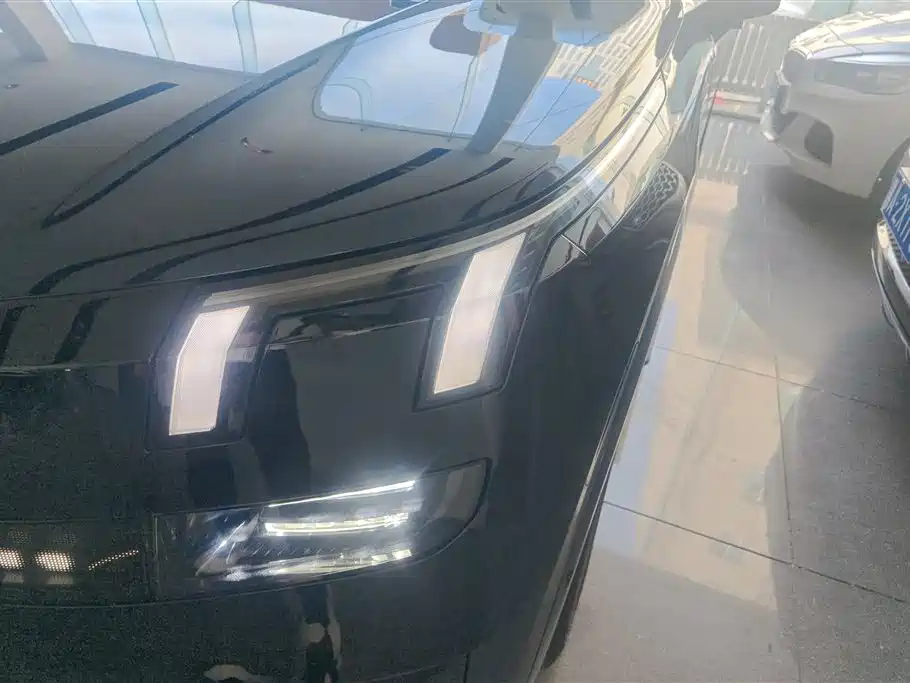 Lynk & Co 900 2025 1.5T Ultra фото 5