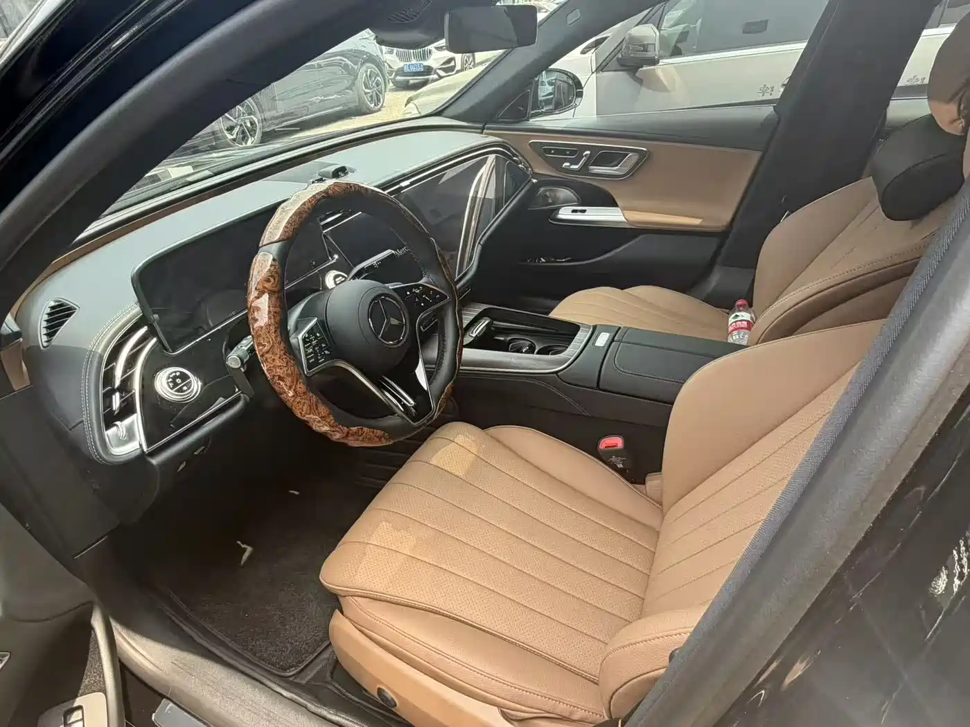 Mercedes-Benz E-Class 2026 E 300 L Luxury фото 7