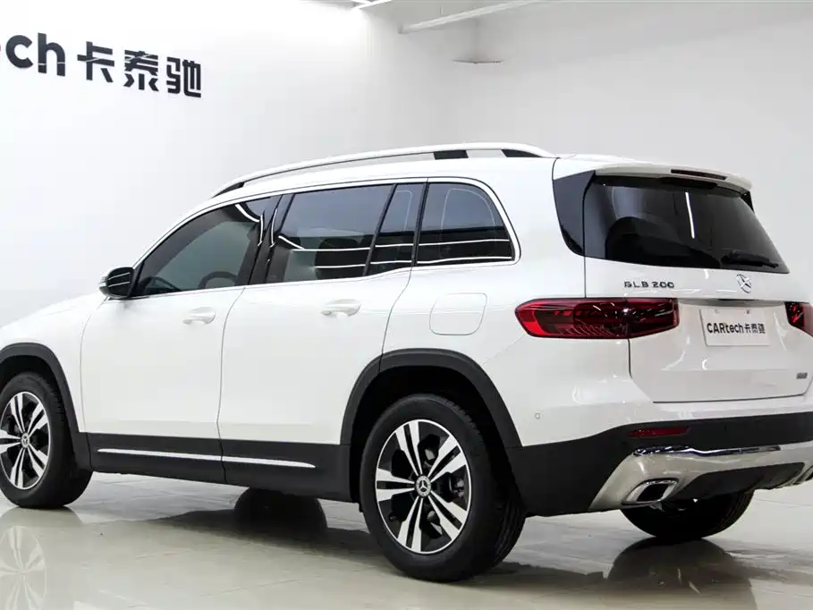 Mercedes-Benz GLB 2024 GLB 200 Dynamic фото 6