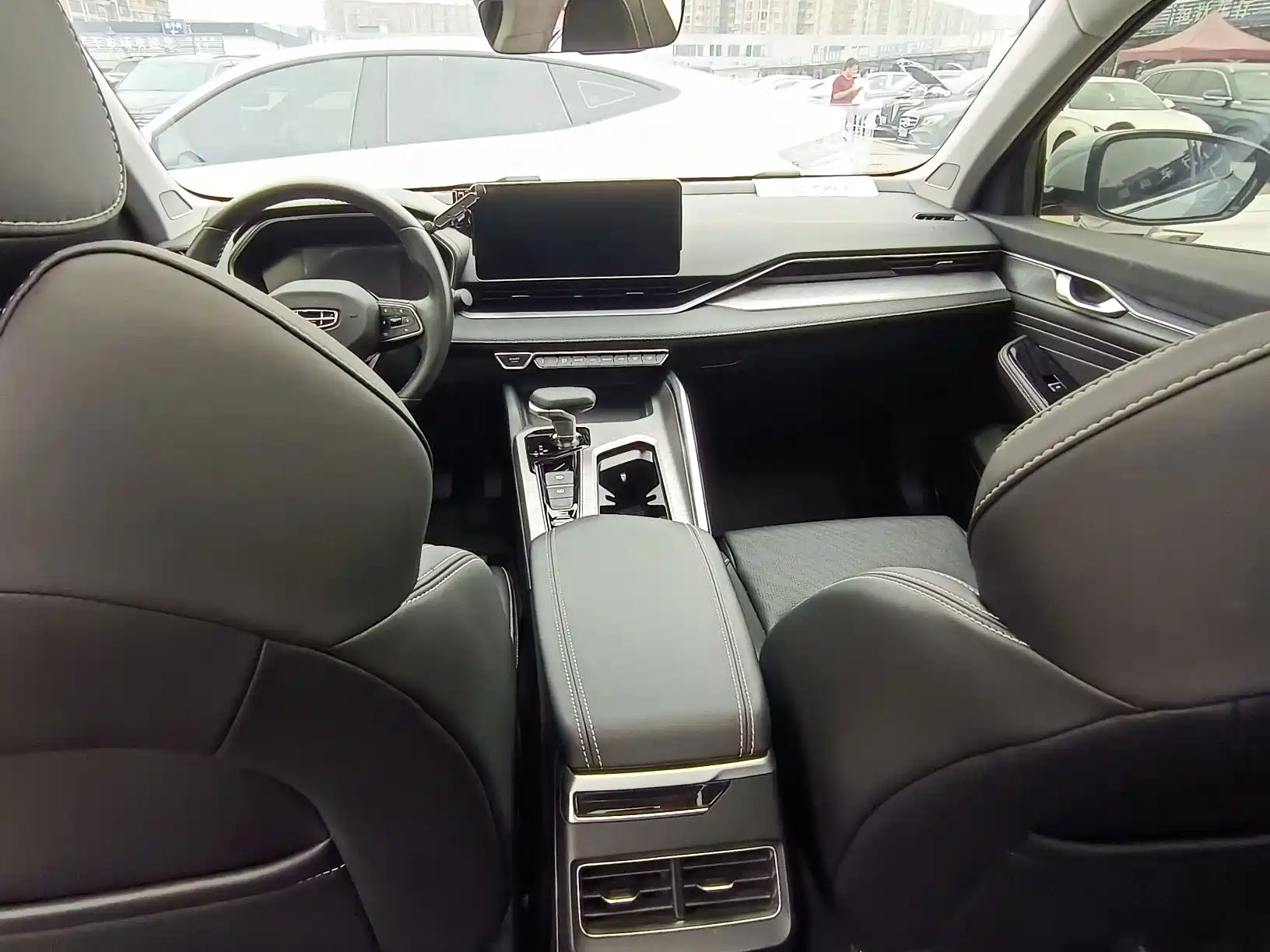 Фото 6 - Geely Preface