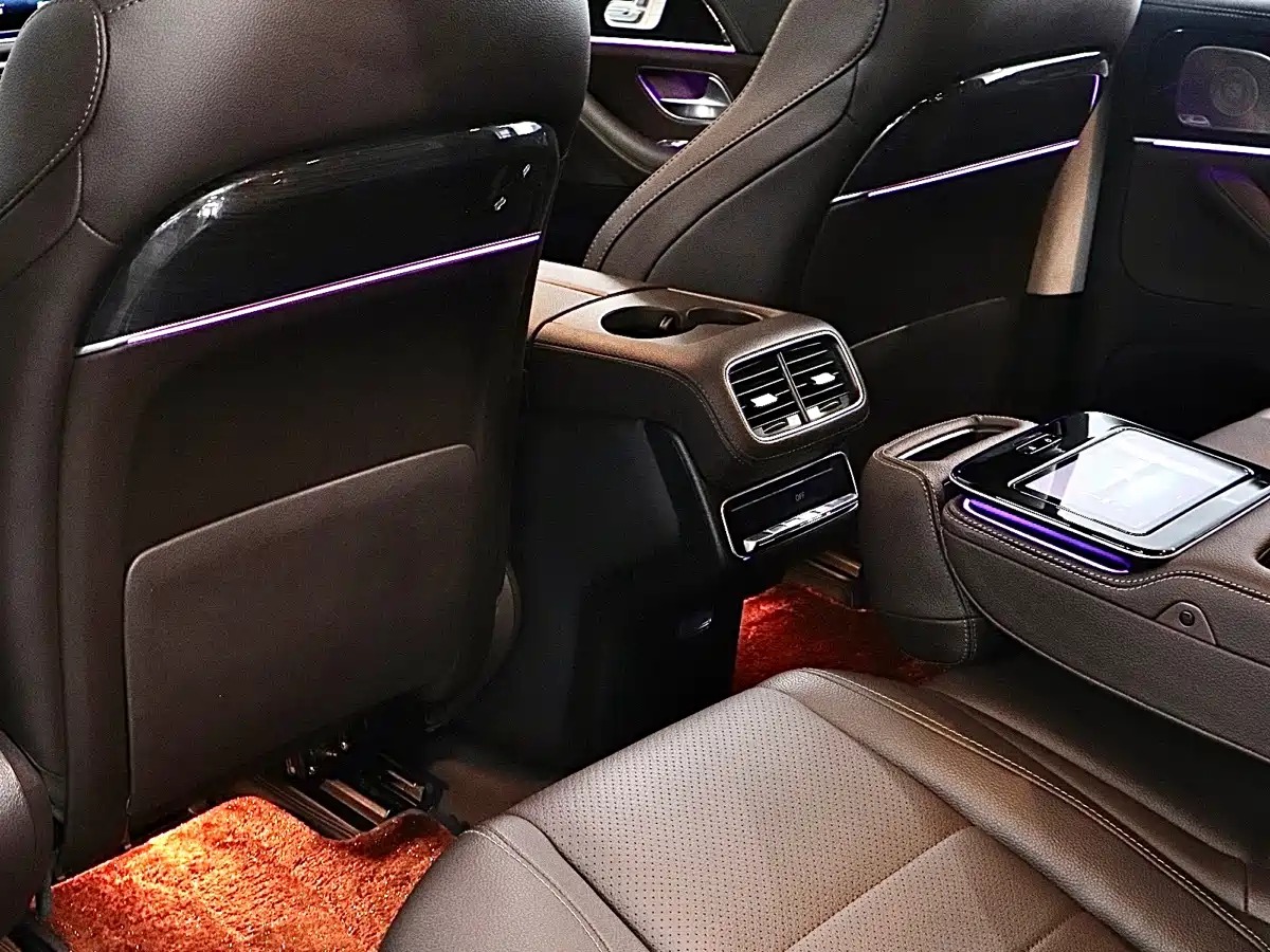 Mercedes-Benz GLS 2023 Second Facelift GLS 450 4MATIC Fashion фото 13