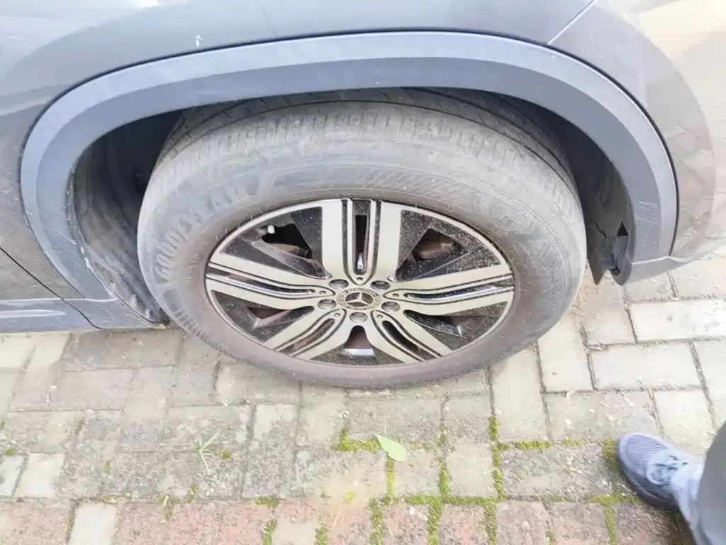 Photo 7 - Mercedes-Benz EQA