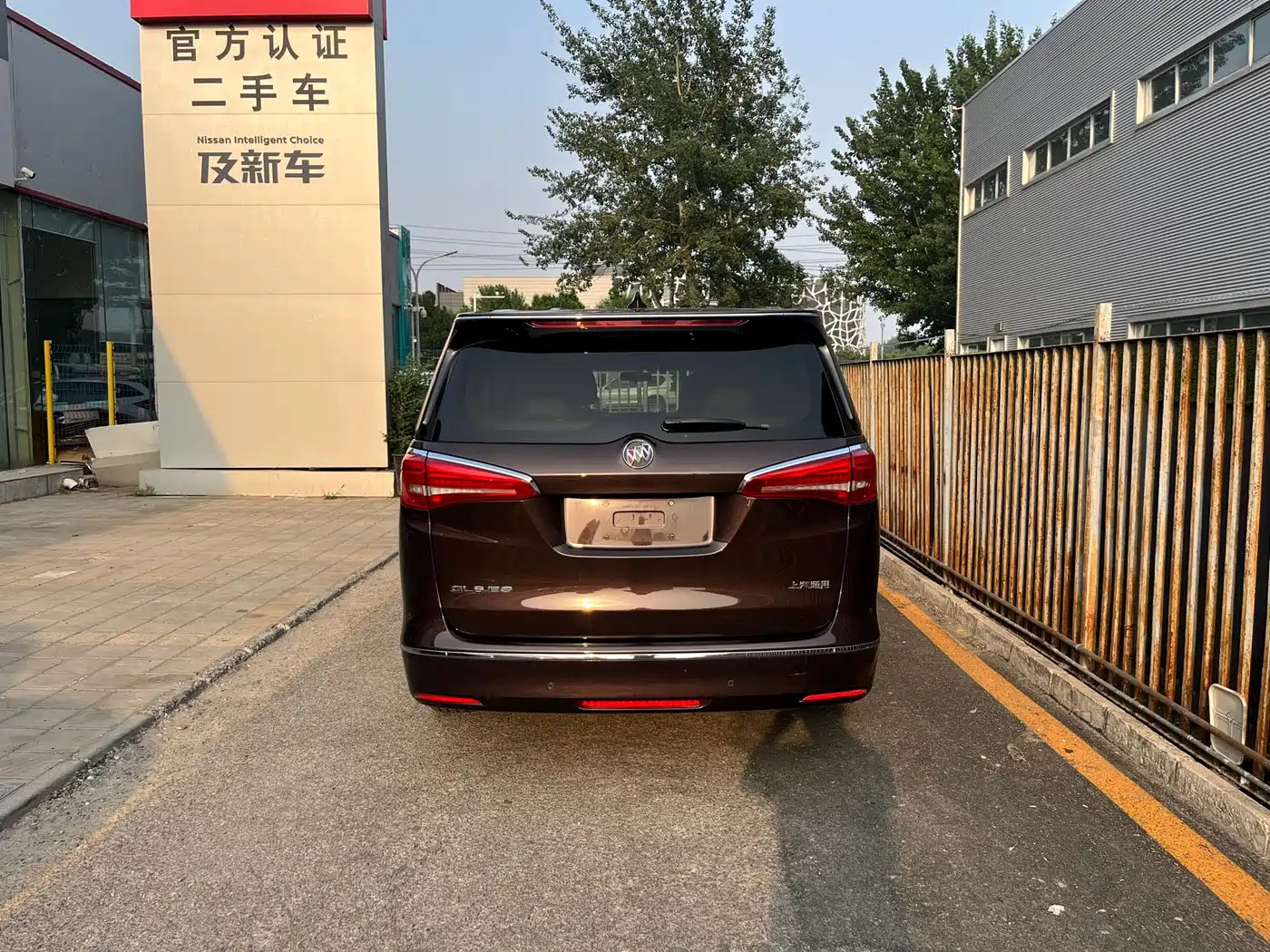 Buick GL8 2017 ES 28T Comfort Type China V фото 4