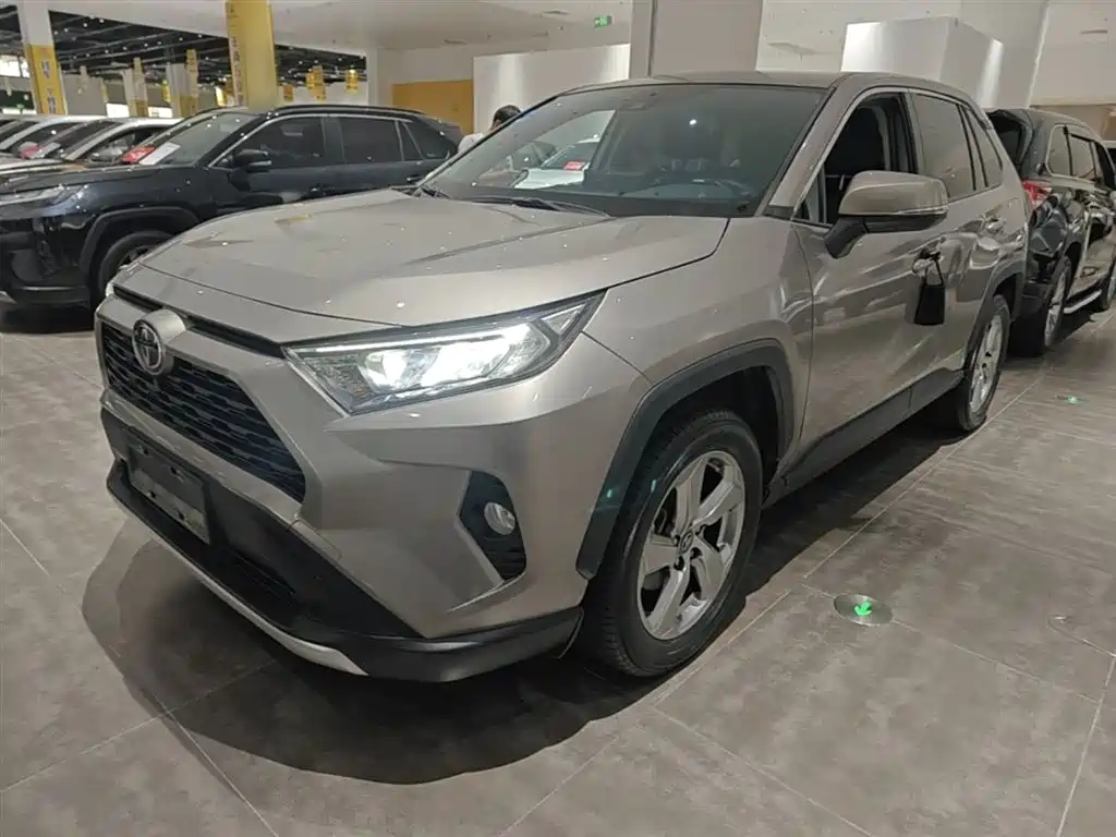 Toyota RAV4 Rongfang 2021 2.0L CVT 2WD Trend