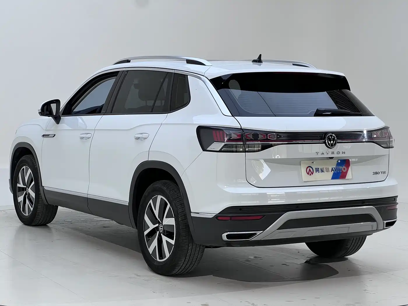 Volkswagen Tayron 2023 280TSI 2WD Luxury Plus Advanced Edition фото 7