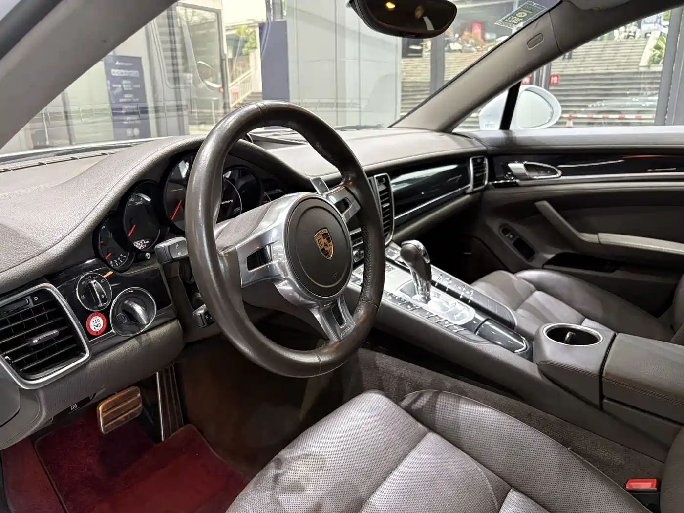 Porsche Panamera 2016 Panamera Edition 3.0T фото 13