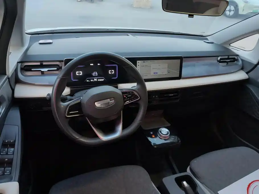 Geely Geometry E Firefly 2024 2024 301km Soaring Dragon Edition