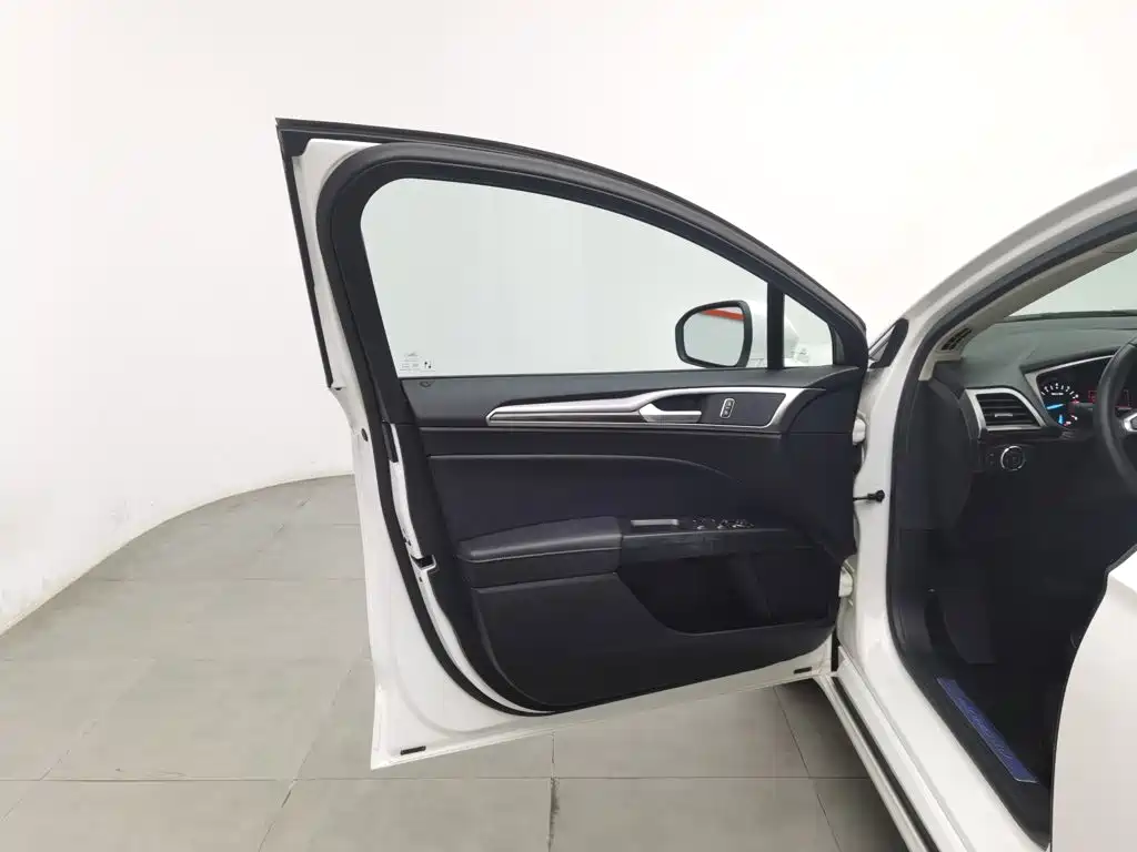 Ford Mondeo, миниатюра 8