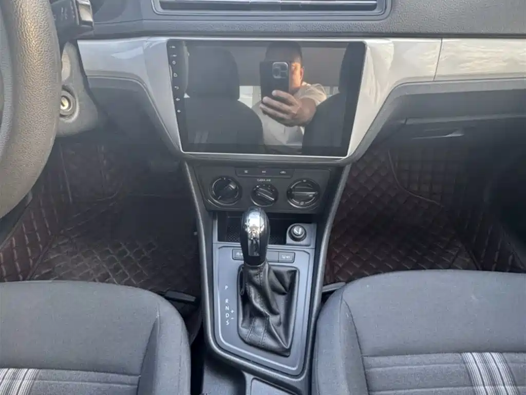 Volkswagen Lavida 2019 Lavida Start 1.5L Auto Trend (China VI) фото 5