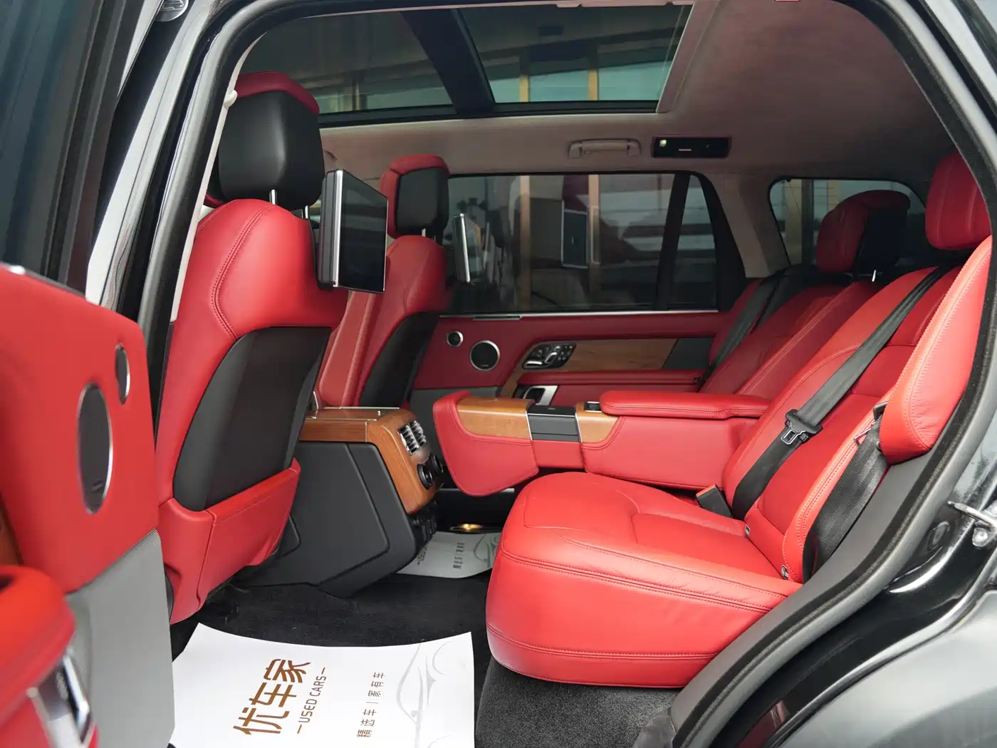 Land Rover Range Rover 2018 3.0 SC V6 AB Revered Genesis Extended Edition фото 7