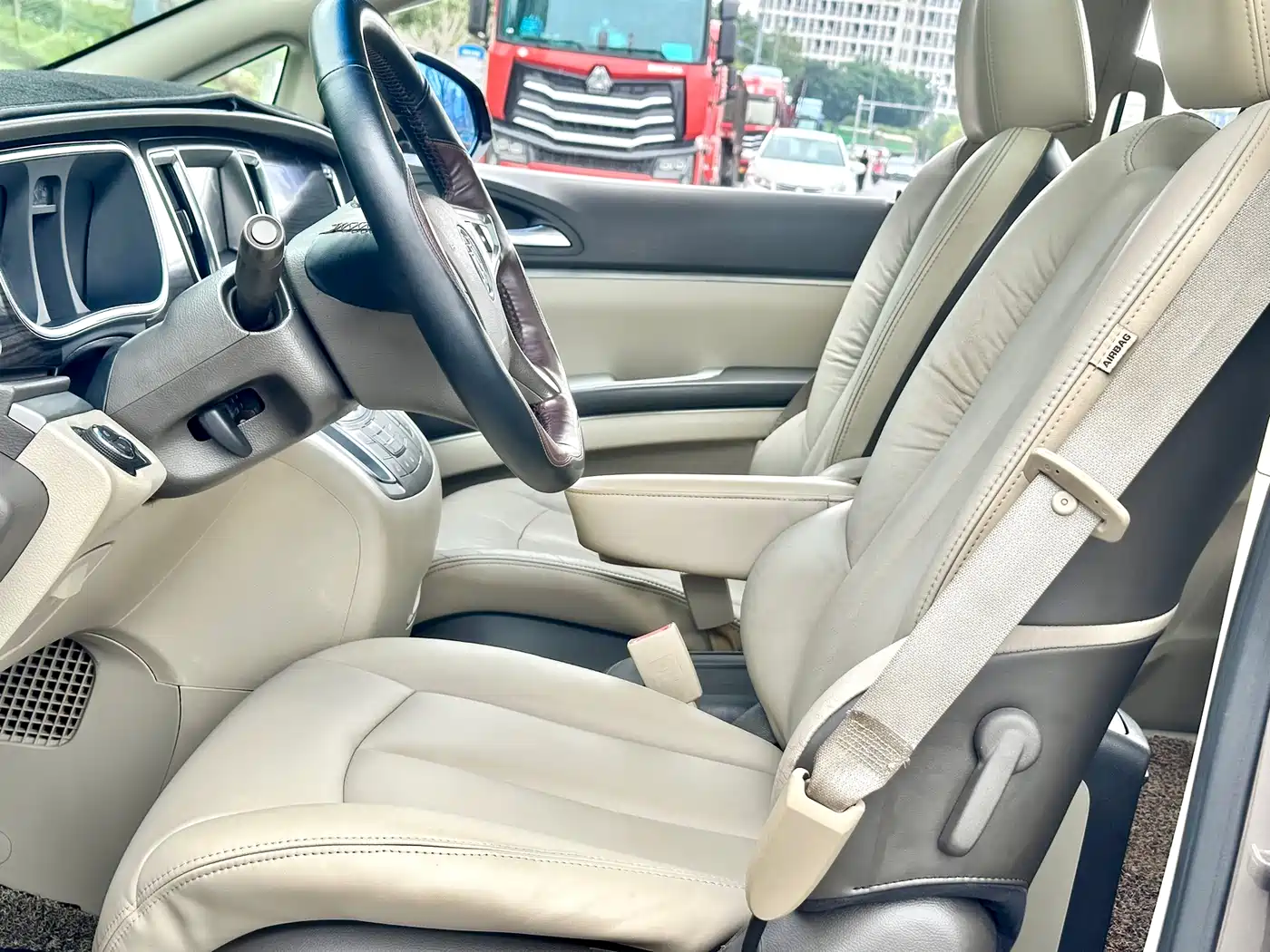 Buick GL8 2011 3.0L GT Luxury Business Elegance Edition фото 21