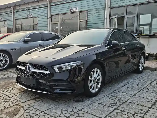 MERCEDES-BENZ A CLASS