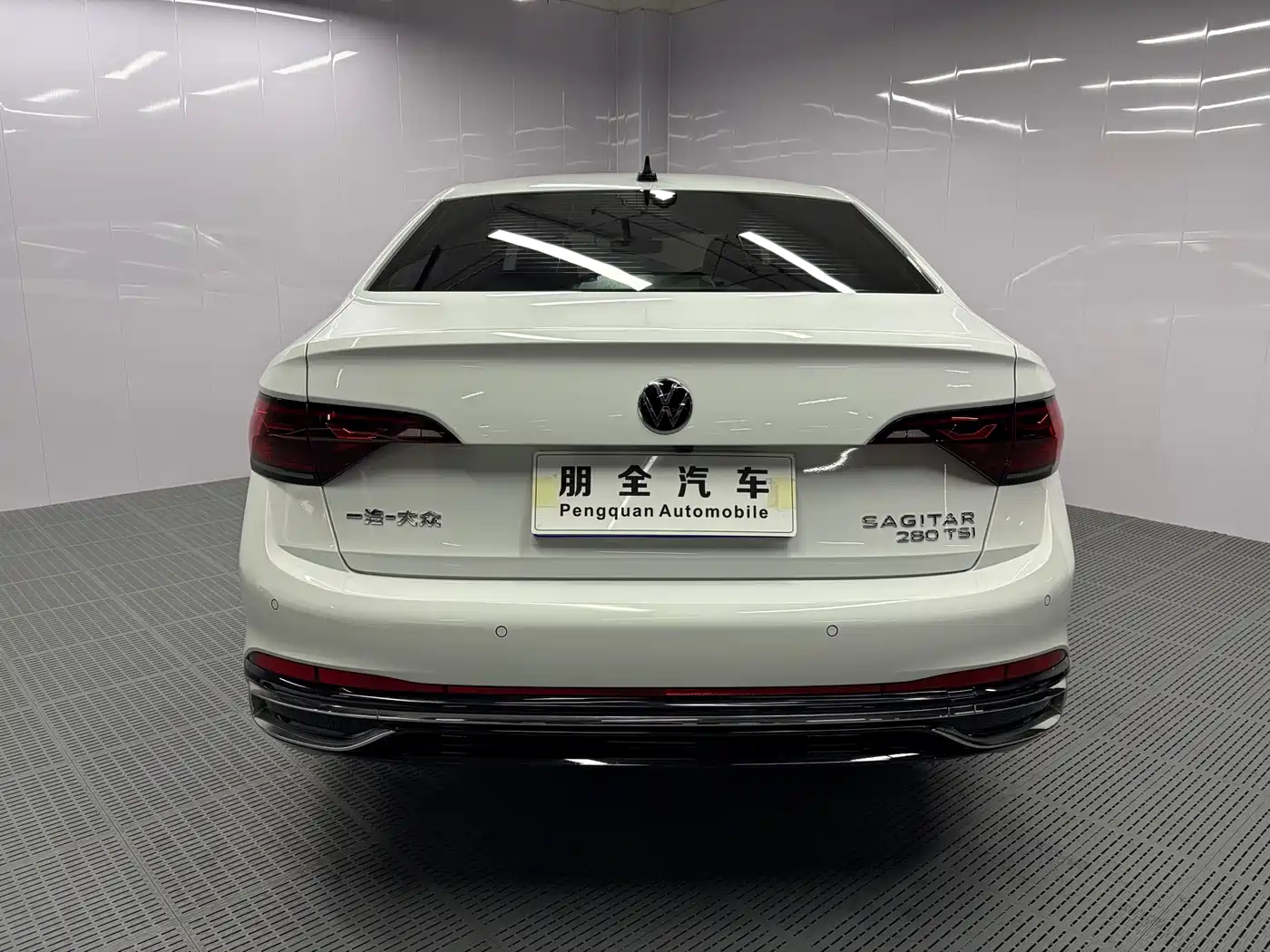 Volkswagen Sagitar 2023 280TSI DSG Excellence Plus Edition фото 18