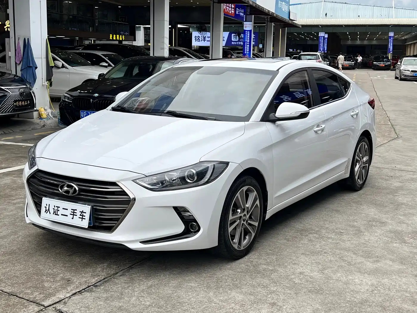 Hyundai Elantra 2016 Model 1.6L Automatic Smart Elite