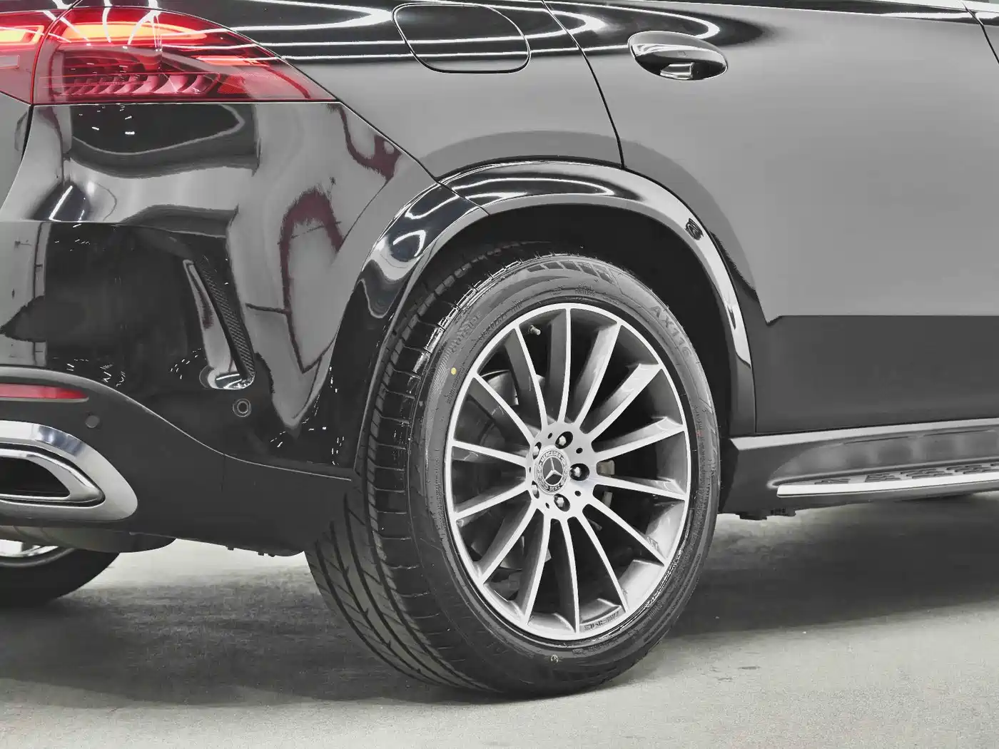 Mercedes-Benz GLE 2024 GLE 450 4MATIC Luxury фото 11