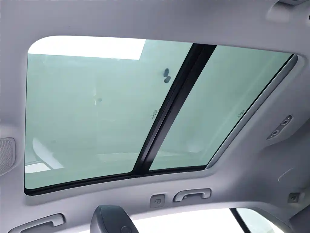 Audi Q8 2022 55 TFSI Luxury Dynamic фото 23