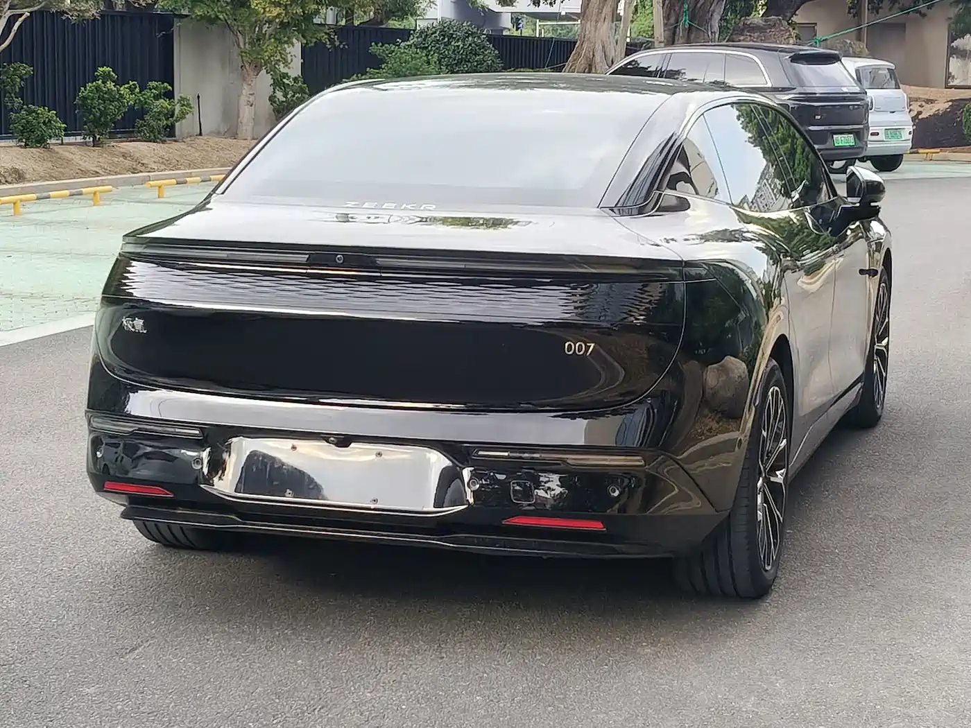 ZEEKR 007 2024 2024 RWD Version 100kWh