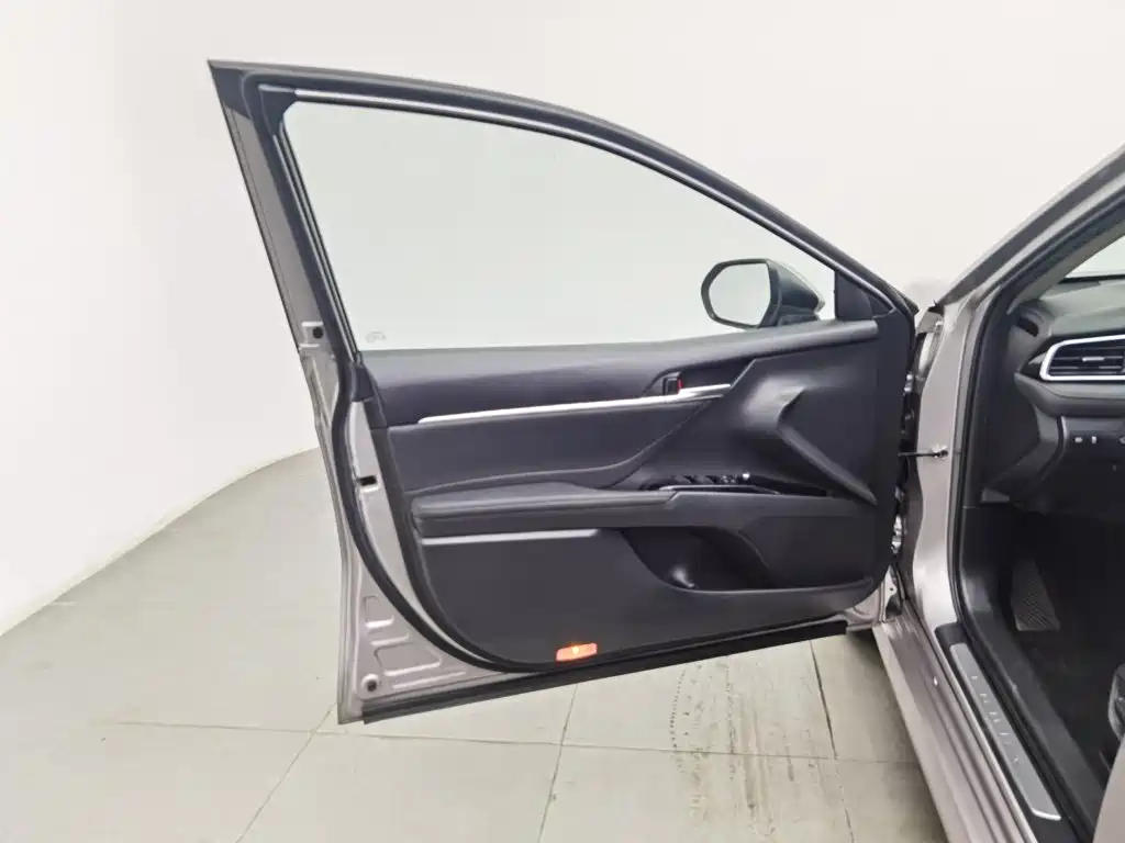 Toyota Camry, миниатюра 8