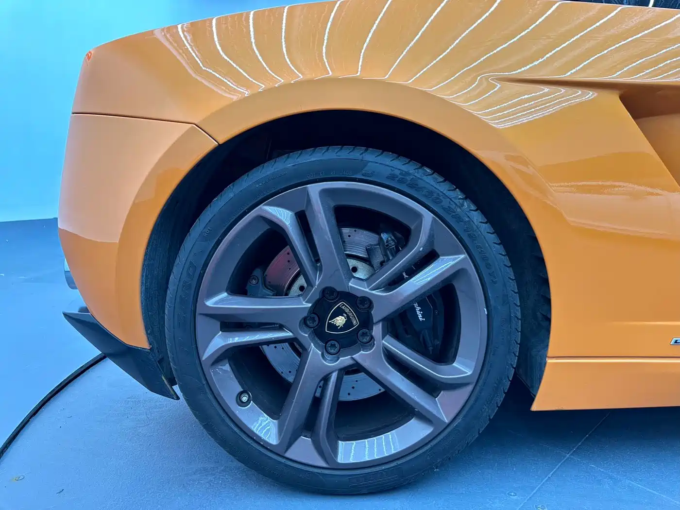 Lamborghini Gallardo 2011 Lamborghini Gallardo LP 560-4 Bicolore фото 12
