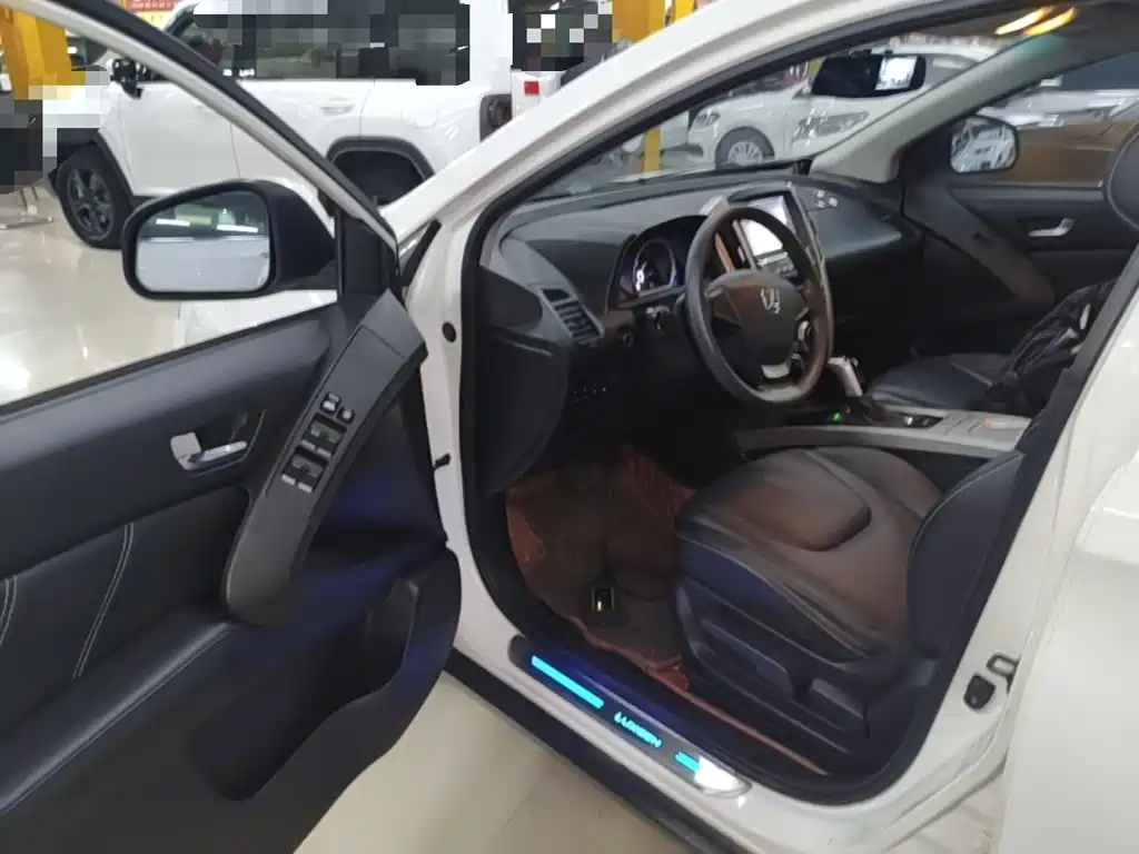 Luxgen U6 SUV 2016 2016 1.8T Fashion Value