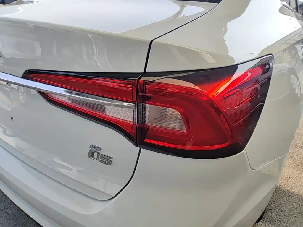 Roewe i5 2019 2019 1.5L Auto 4G Langhao Edition