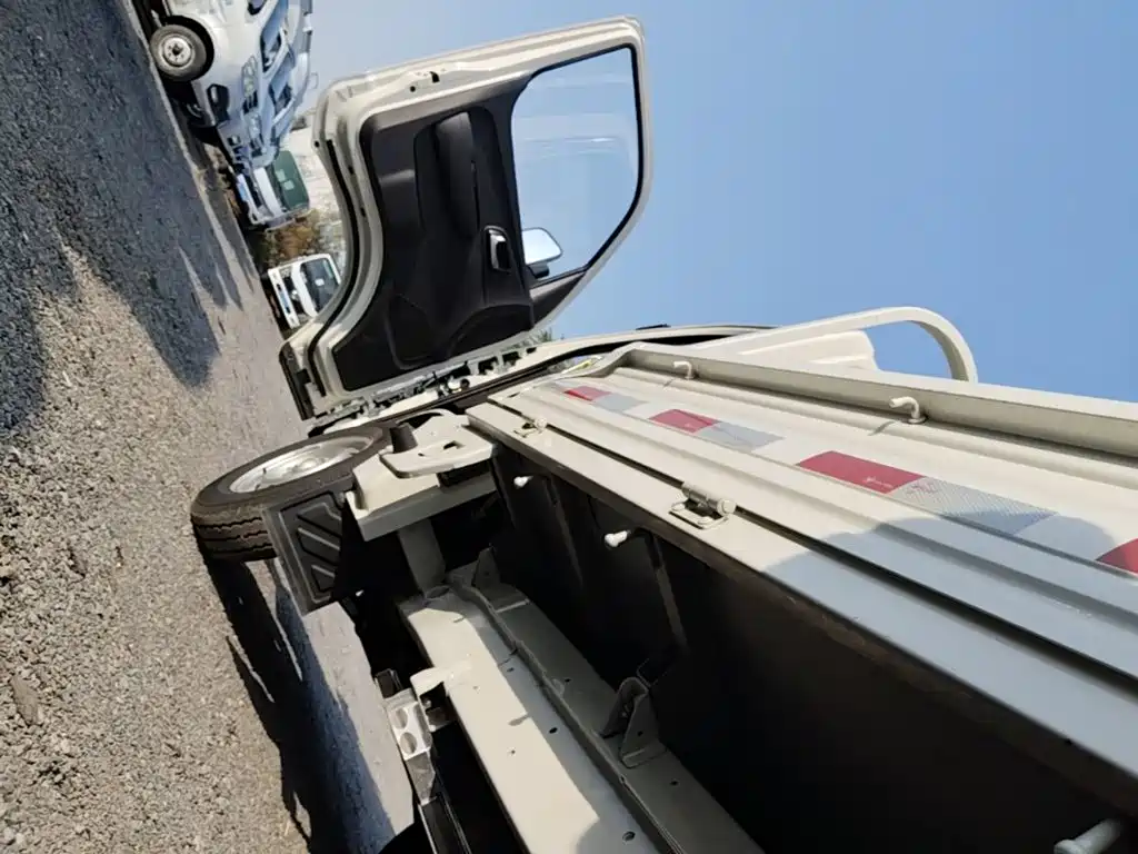 Foton Xiangling M New Energy 2026 2023 Model M1 BYD Flat Cargo Box