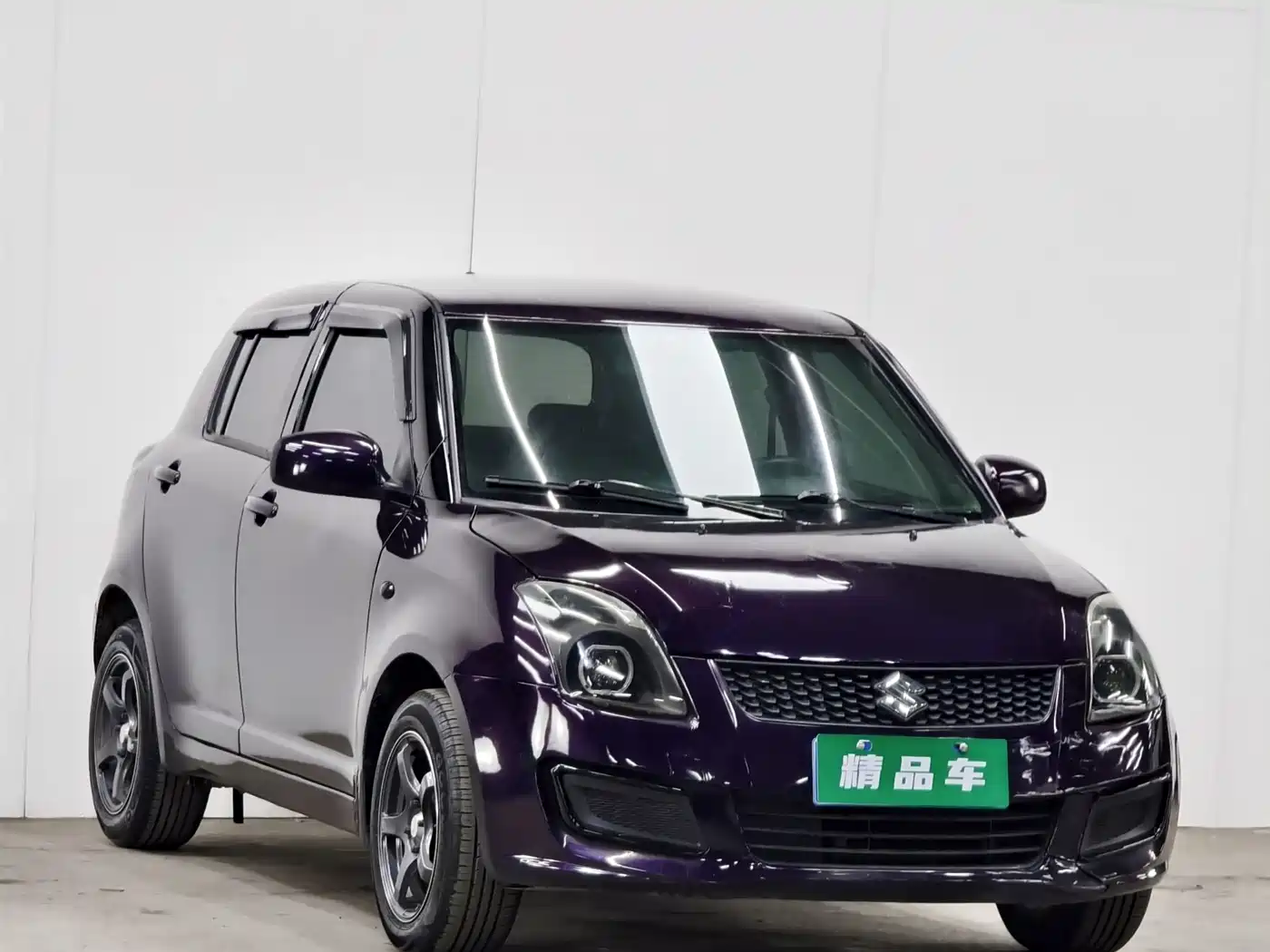 Suzuki Swift 2014 1.3L Manual Standard фото 3